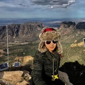 Meet your Posher, Olivia